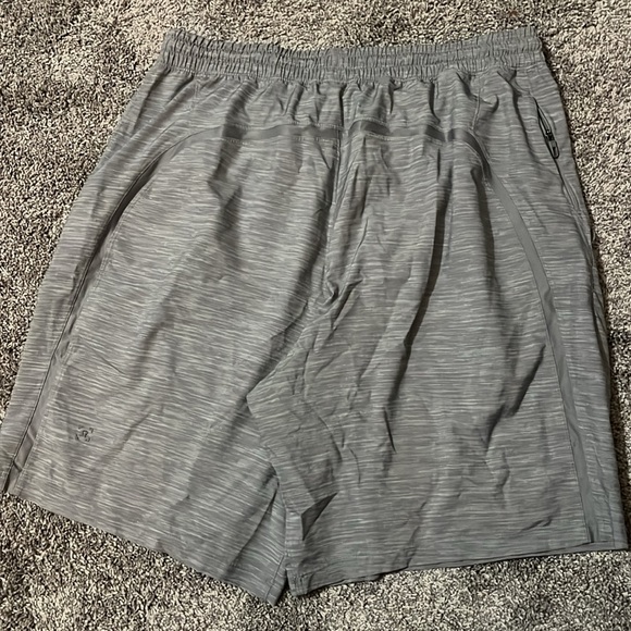 Lululemon Pace Breaker Short - Picture 2 of 4